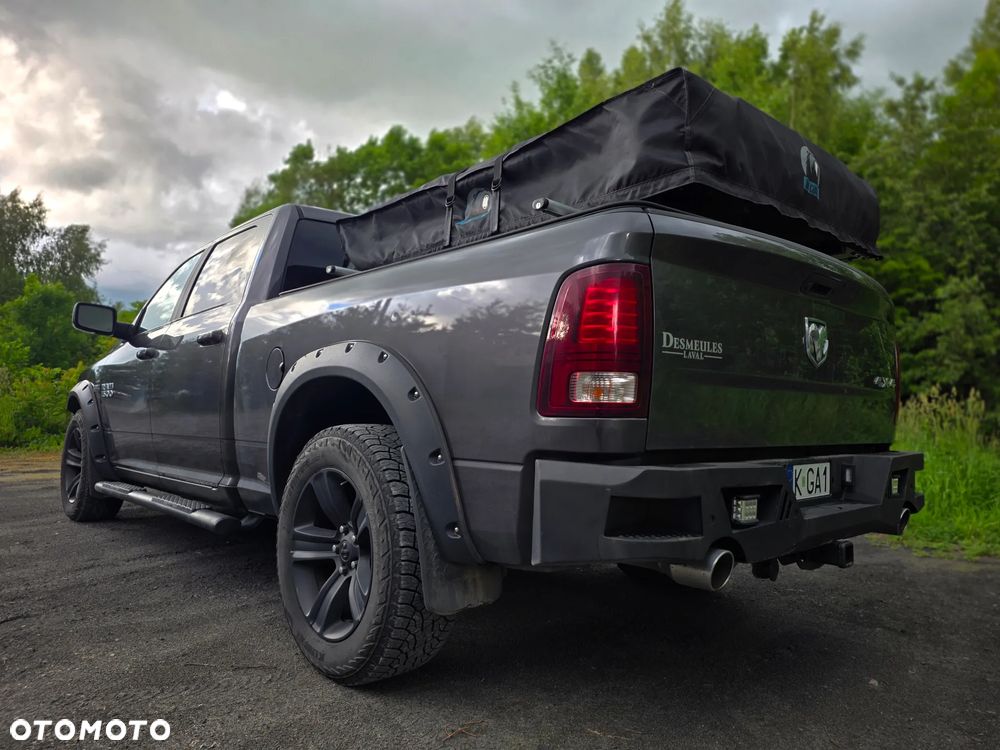 Dodge RAM - 10