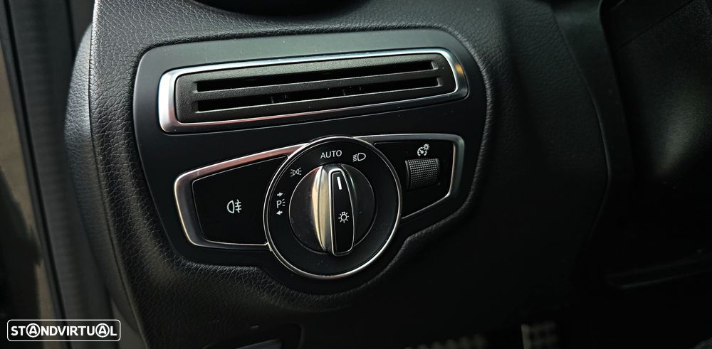 Mercedes-Benz C 300 de AMG Line - 7