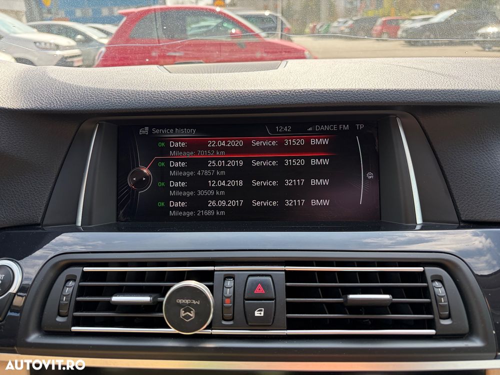 BMW Seria 5 525d xDrive AT - 21