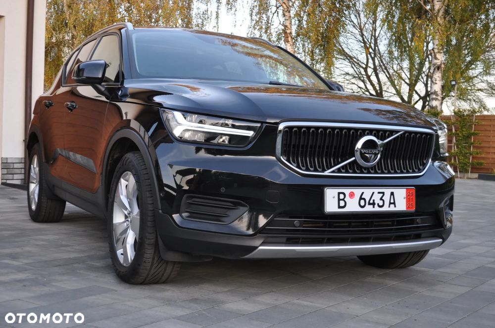 Volvo XC 40 T3 Momentum Pro - 25
