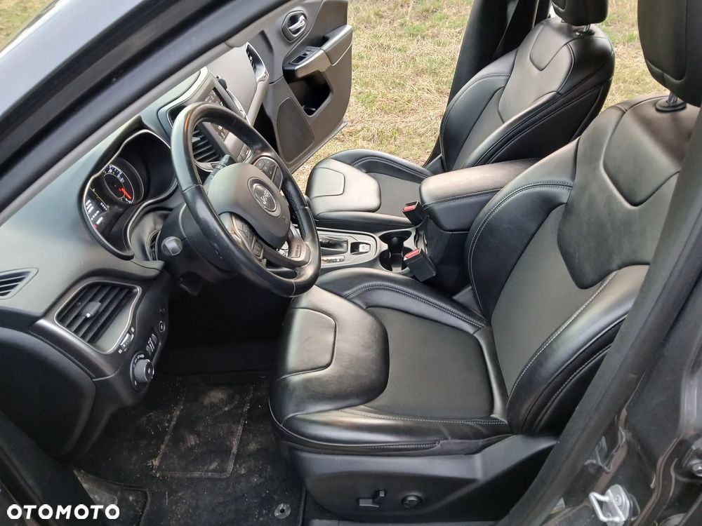 Jeep Cherokee 3.2 V6 Pentastar Active Drive I Automatik Limited - 14