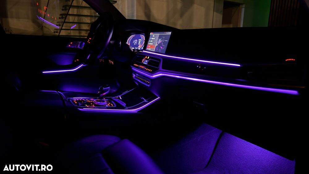 BMW X7 xDrive40i - 34