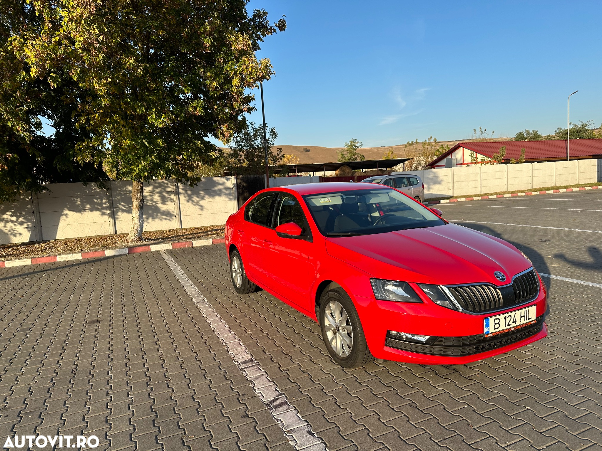 Skoda Octavia 1.6 TDI DSG Ambition - 4