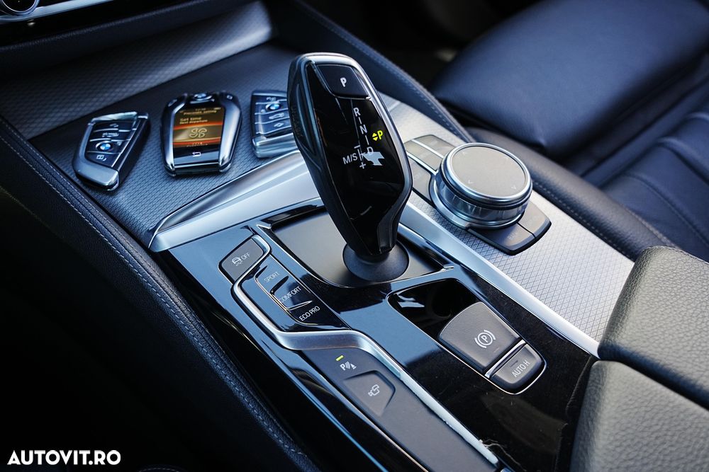 BMW Seria 5 520d xDrive Aut. M Sport Edition - 15