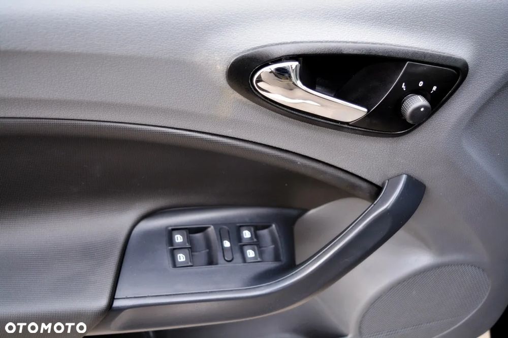 Seat Ibiza 1.4 16V Passion - 12