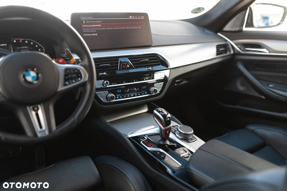 BMW M5 Competition - 18