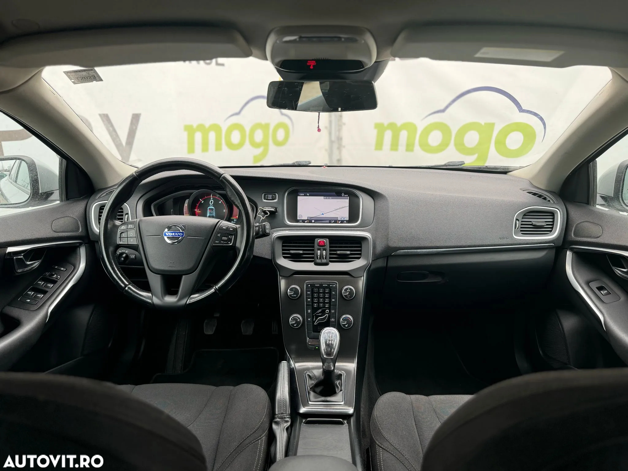 Volvo V40 D2 - 5