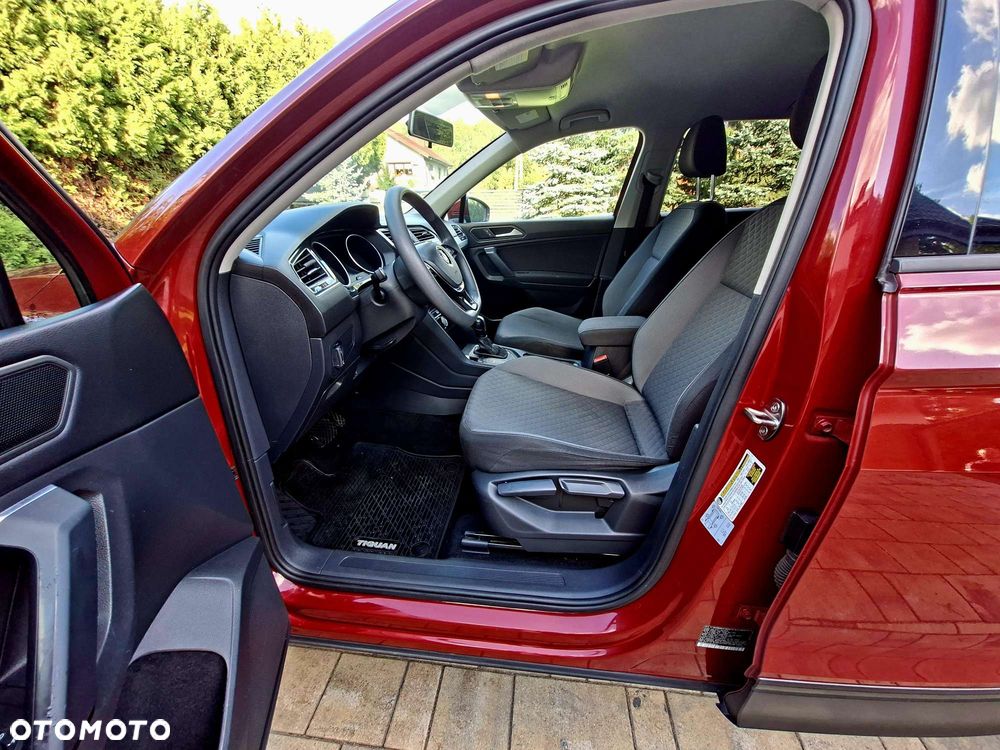Volkswagen Tiguan - 5