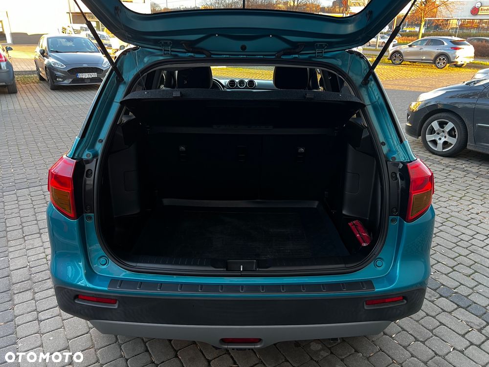 Suzuki Vitara 1.6 Comfort 2WD - 28