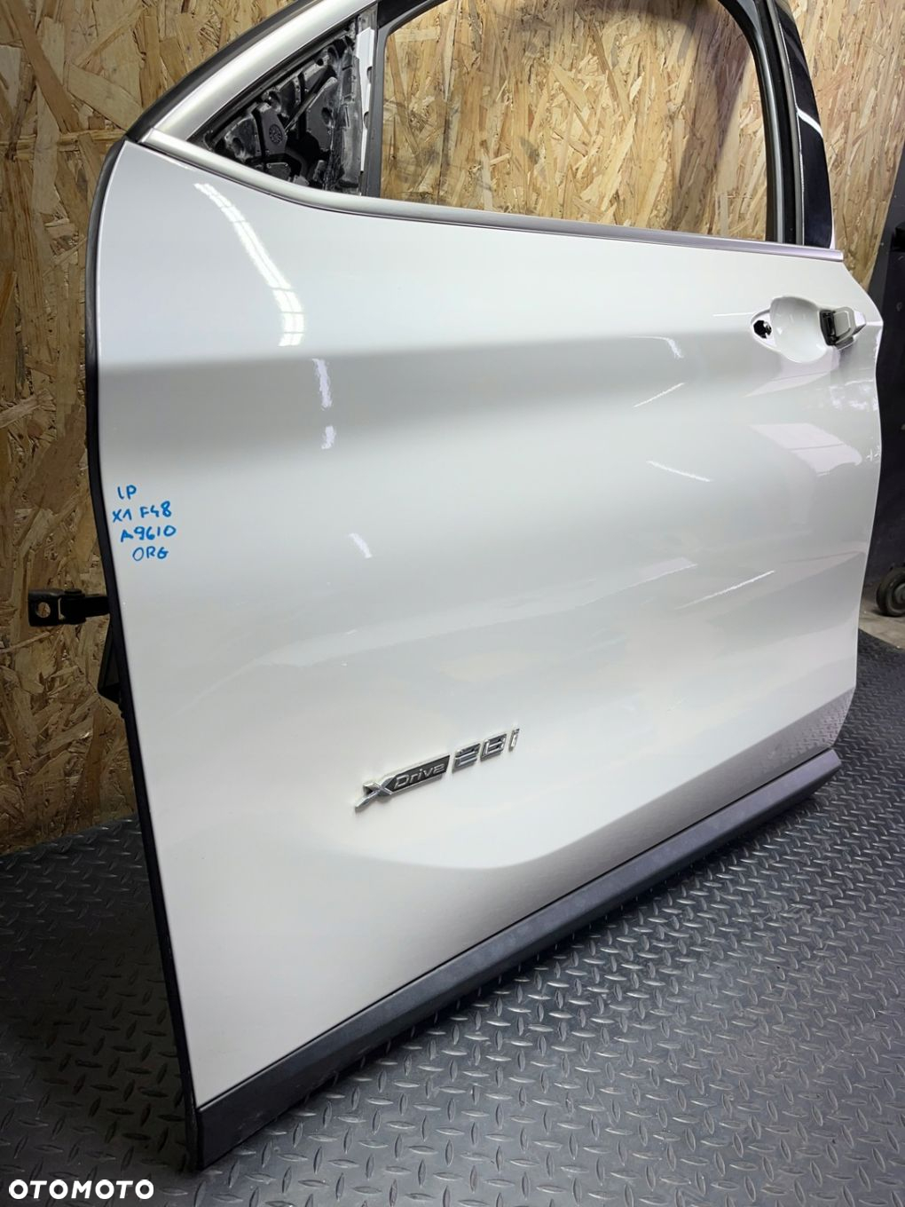 DRZWI LEWE PRZEDNIE LEWY PRZÓD BMW F48 X1 MINERALWEISS A96 - 12