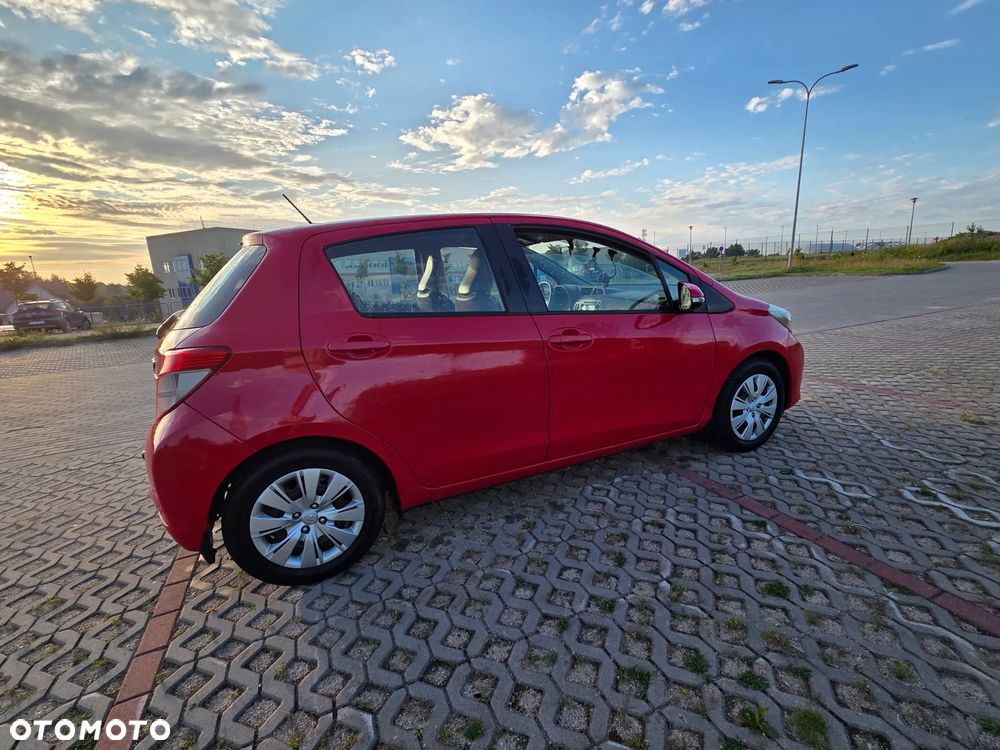 Toyota Yaris 1.0 Luna - 5