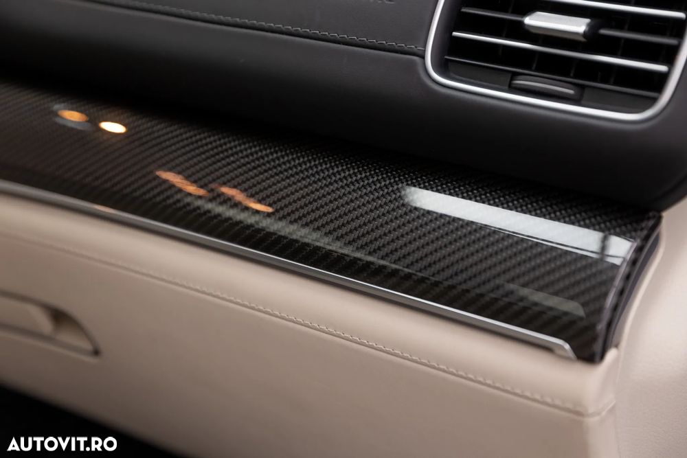 Mercedes-Benz GLS AMG 63 4Matic+ 9G-TRONIC AMG Line Premium Plus - 32