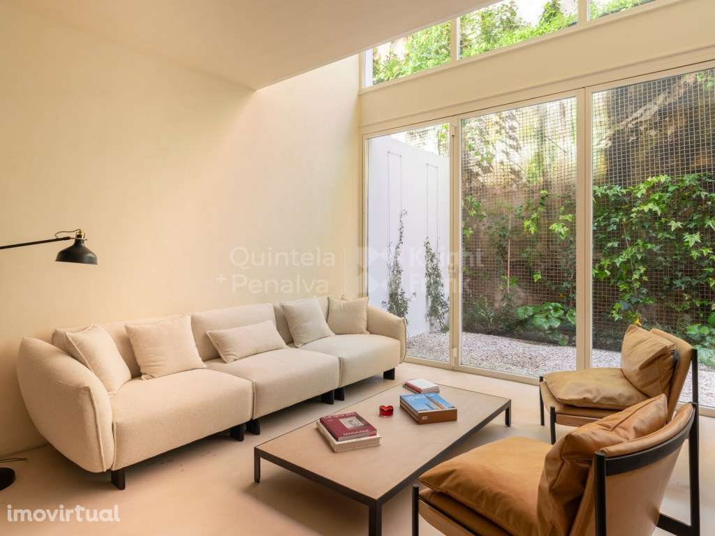Moradia T3+1 contemporânea, pátio privado, Marvila, Lisboa - Grande imagem: 5/30