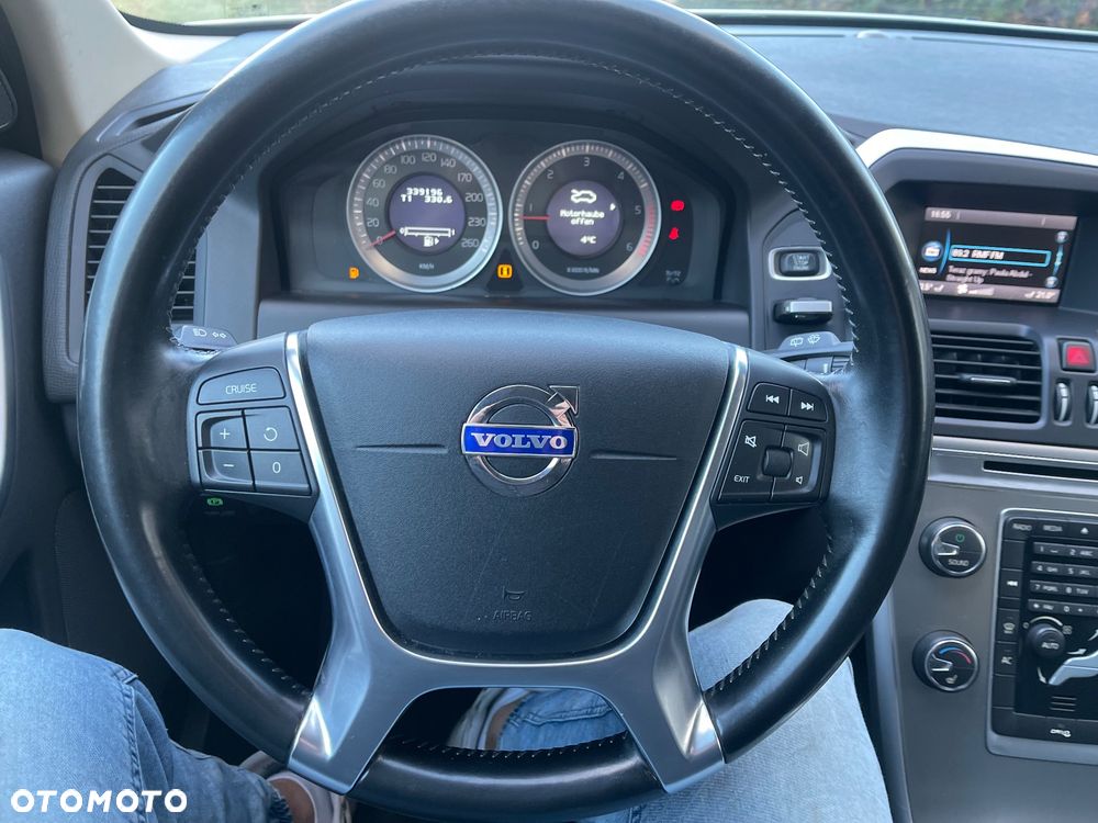 Volvo XC 60 D4 AWD Momentum - 18