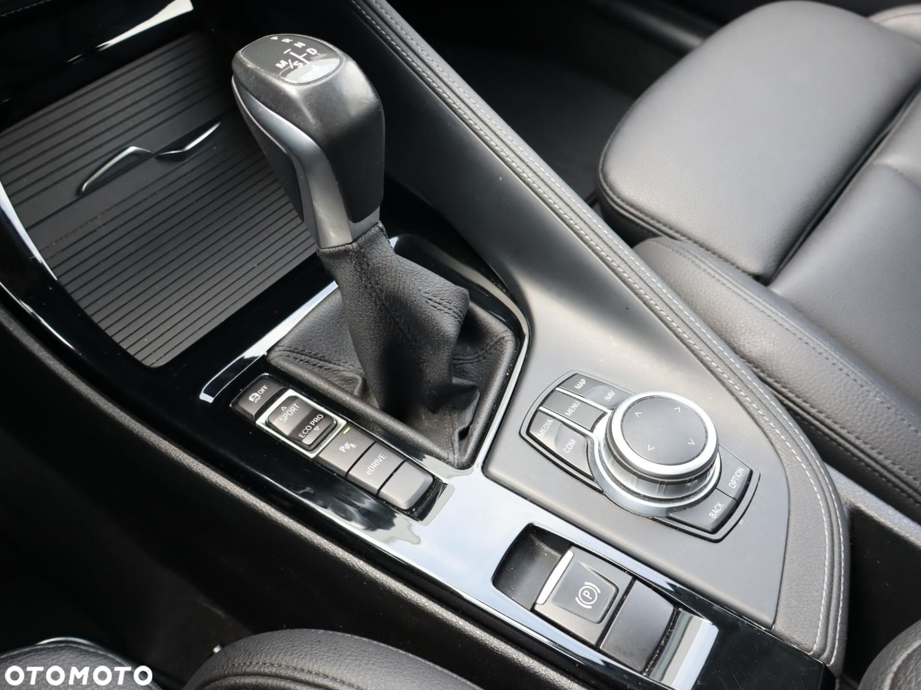 BMW X1 - 13