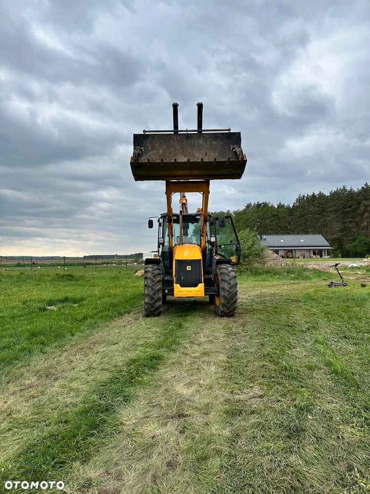 JCB 4CX - 3