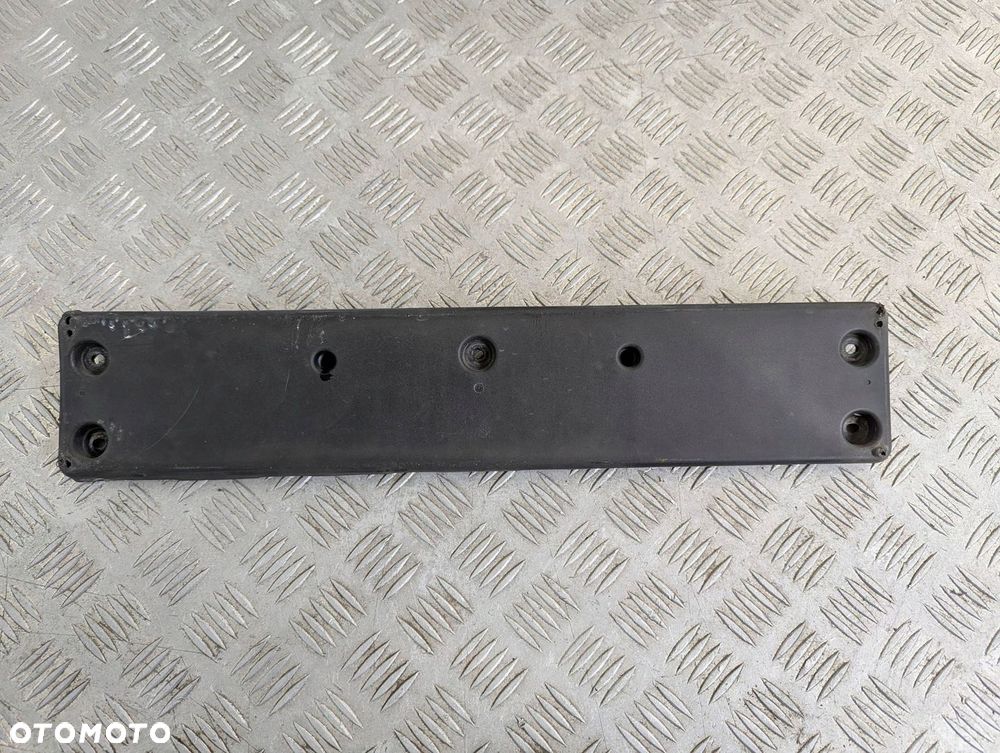 Tivoli XLV 2016-2019 podkładka pod tablicę rejestracyjną 78782-35510 - 1