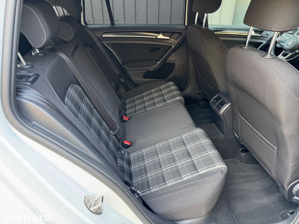 Volkswagen Golf GTD 2.0 TDI SCR DSG - 28