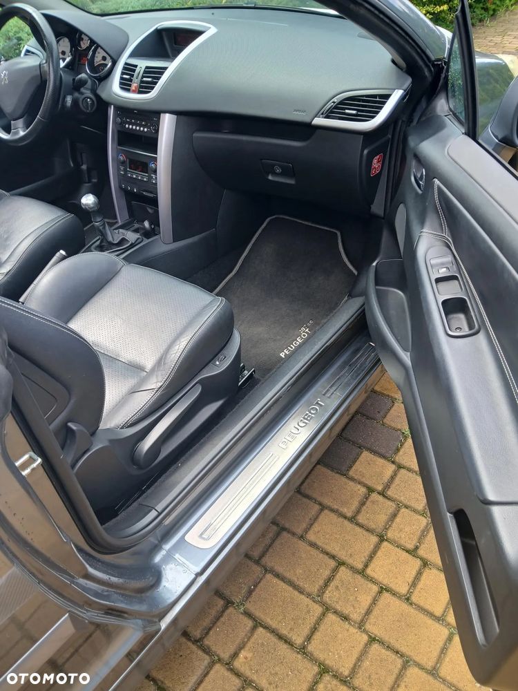 Peugeot 207 CC 120 Premium - 16