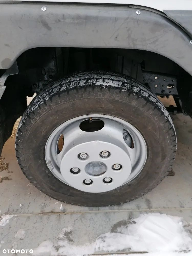 Mitsubishi Canter 35 DI-D (FB634EW) - 9