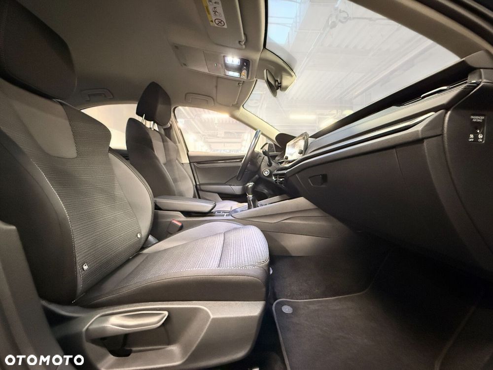 Skoda Octavia 1.5 TSI ACT Ambition - 21