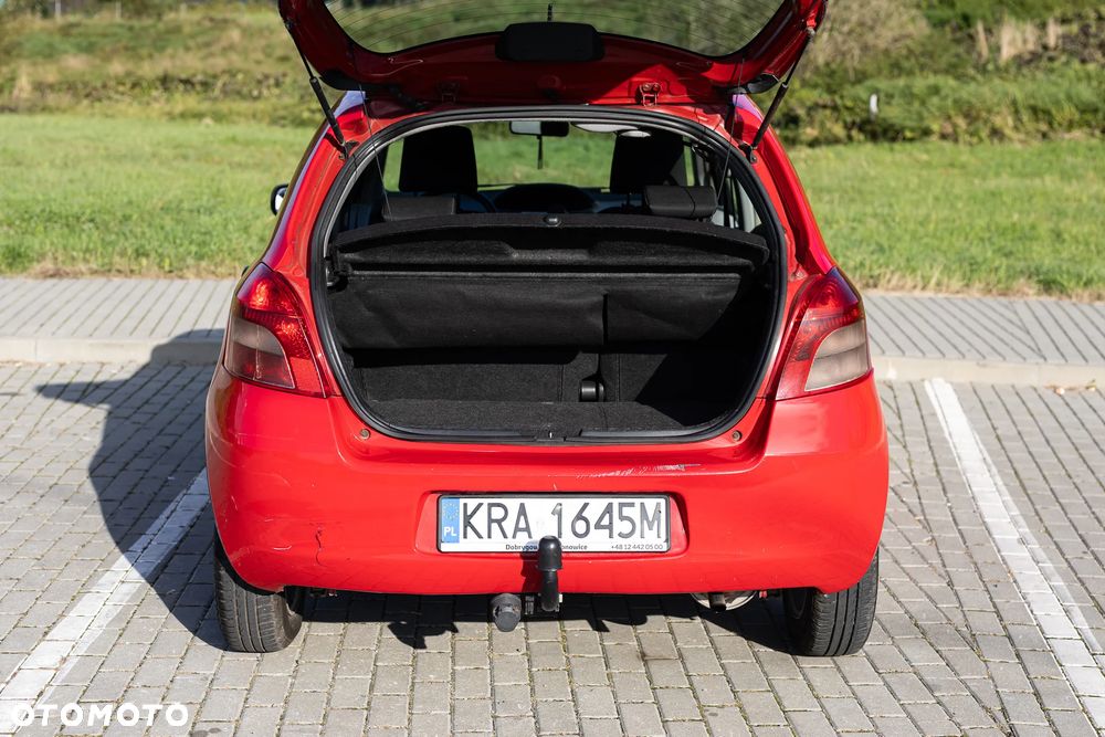 Toyota Yaris 1.0 Luna A/C - 10