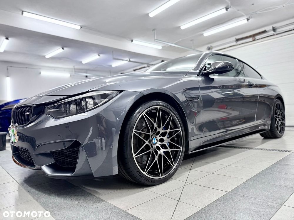 BMW M4 DKG Competition - 19
