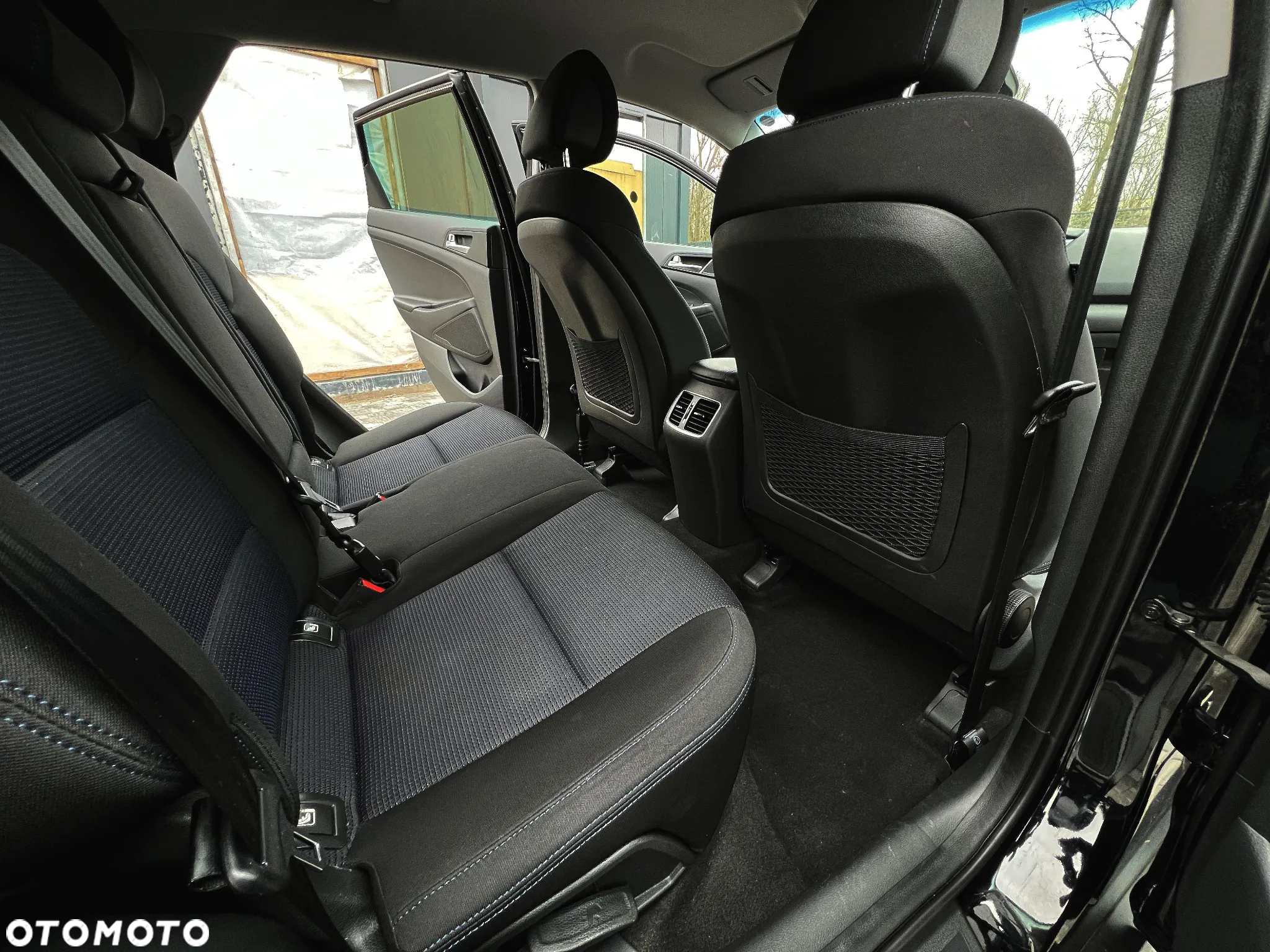 Hyundai Tucson blue 1.7 CRDi 2WD Trend - 18