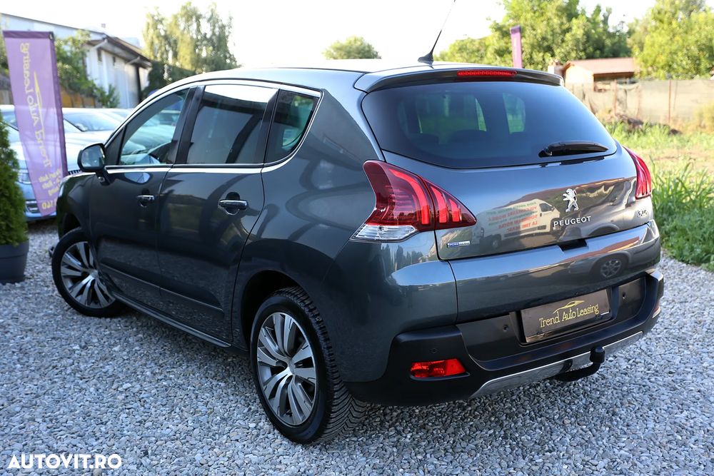 Peugeot 3008 1.2 PureTech Turbo S&S Allure - 2