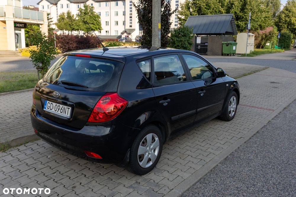 Kia Ceed 1.4 Comfort + - 3