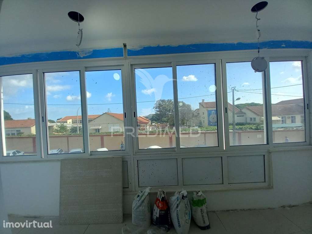 T4 Totalmente Remodelado - Laranjeiro - Grande imagem: 2/38