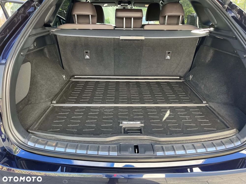 Lexus RX 350h Omotenashi - 11