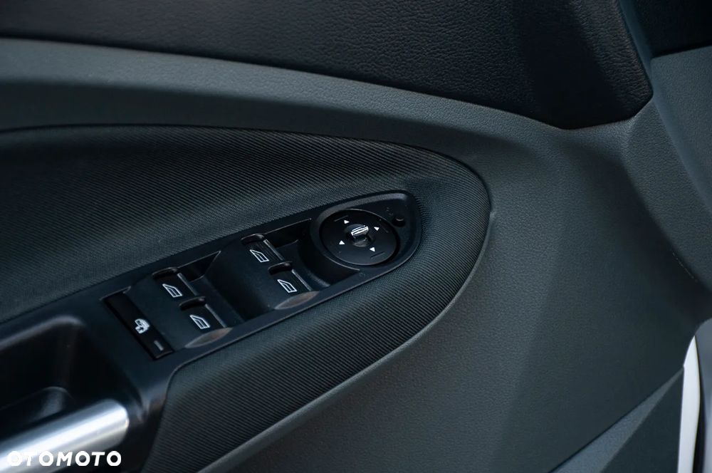Ford C-MAX - 33