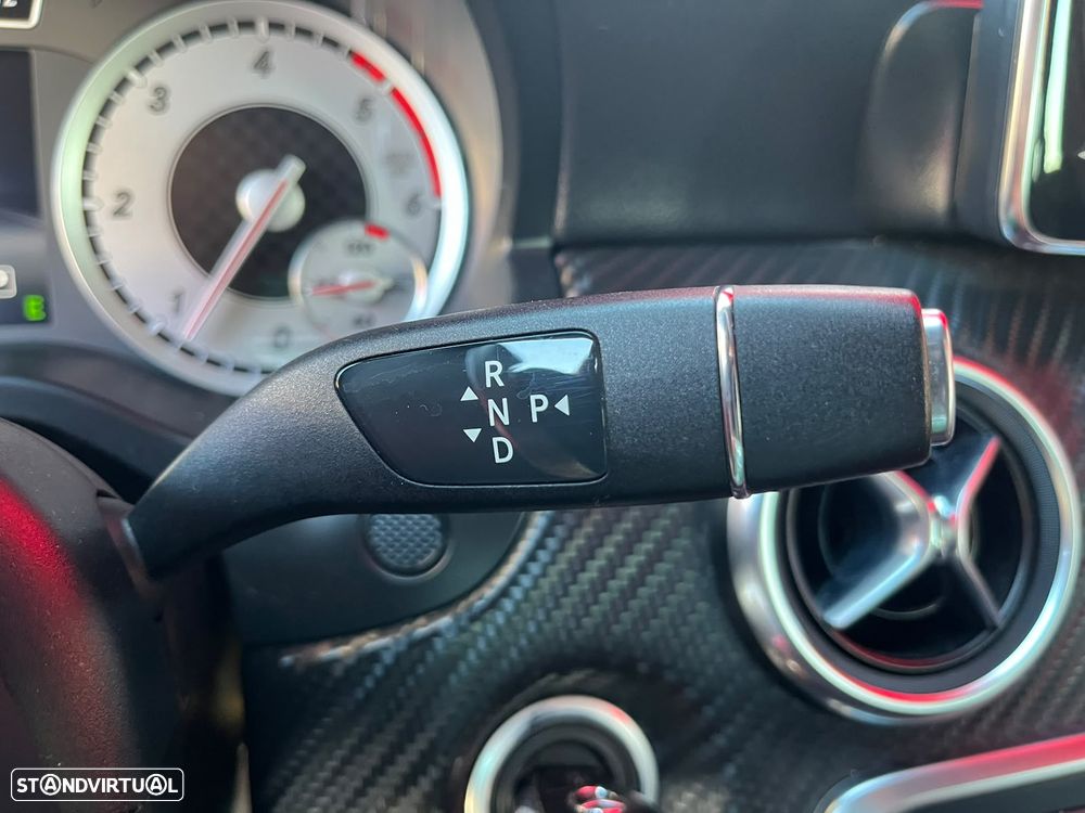 Mercedes-Benz A 200 CDI 7G-DCT AMG Line - 23