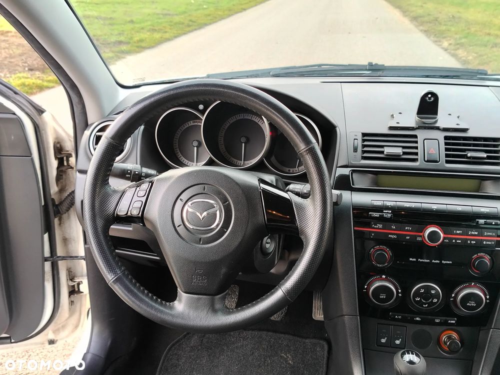 Mazda 3 1.6 Sport Exclusive - 27