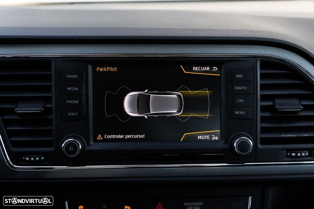 SEAT Leon 1.8 TSI S&S DSG FR - 22