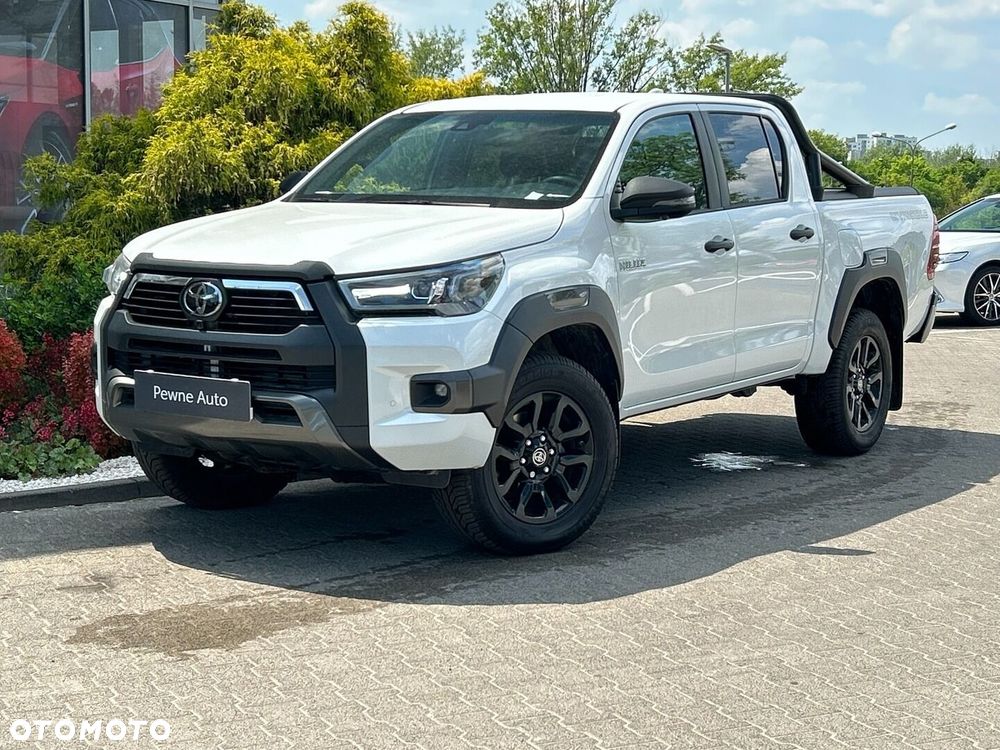 Toyota Hilux 2.8 D-4D mHEV Double Cab Invincible 4x4 - 1