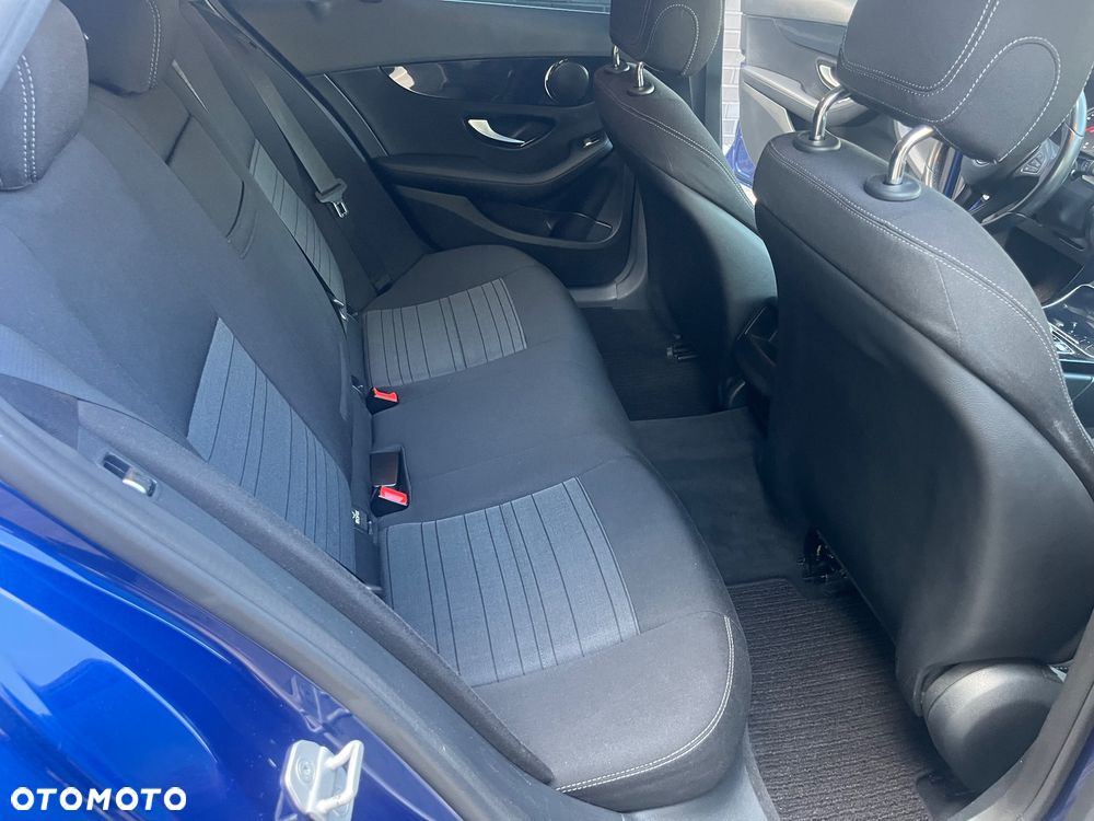 Mercedes-Benz Klasa C 220 (BlueTEC) d T 7G-TRONIC - 18