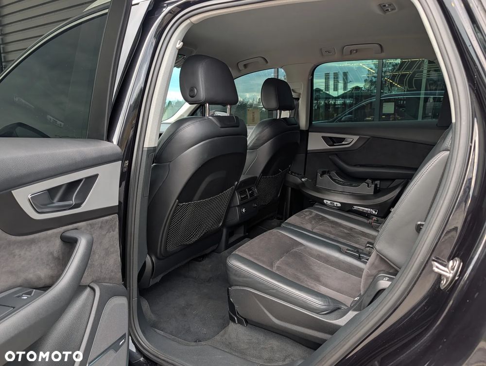 Audi Q7 - 18