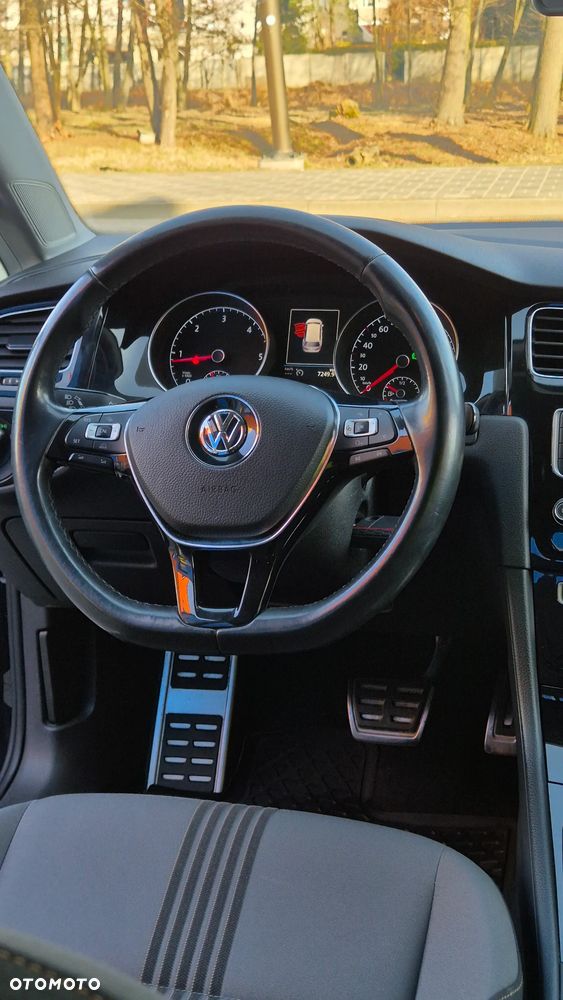 Volkswagen Golf 1.6 TDI BlueMotion Technology DSG Allstar - 11