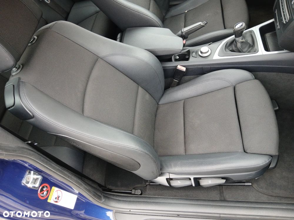 BMW Seria 1 120i Edition Sport - 29