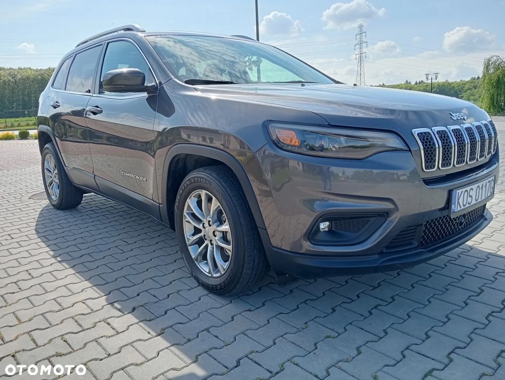 Jeep Cherokee - 1