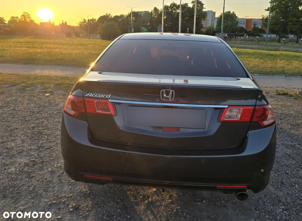 Honda Accord 2.0 Executive - 5