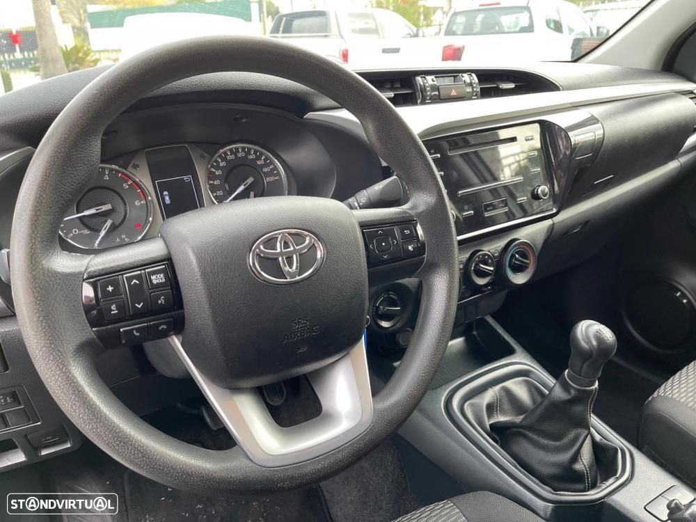 Toyota Hilux HILUX 2.4D 4WD (150CV) - 13