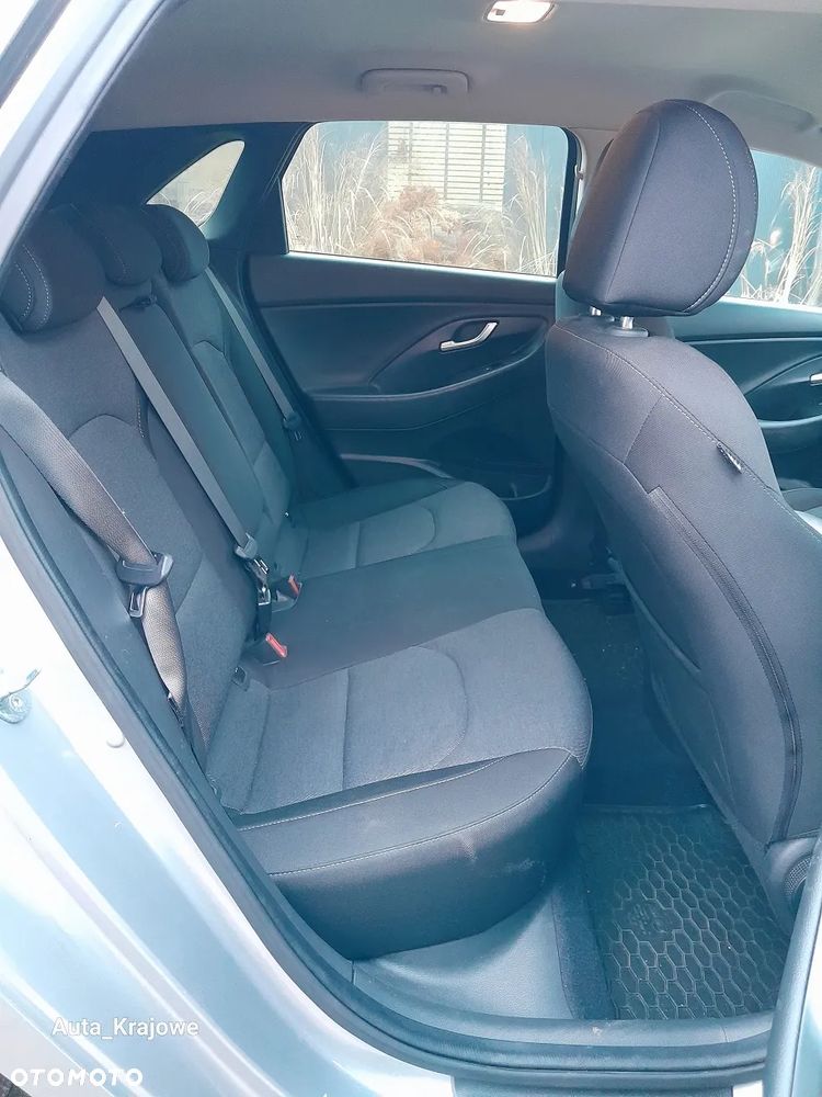 Hyundai i30 1.5 DPI Smart - 26