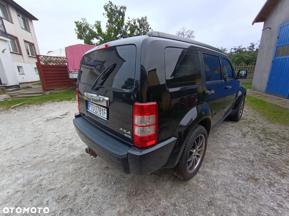 Dodge Nitro 2.8 CRD SXT - 2