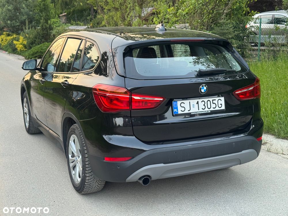 BMW X1 sDrive18i - 10