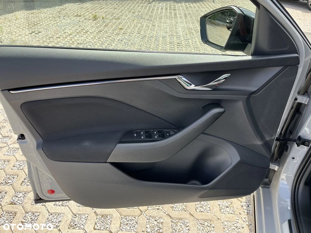Skoda Scala 1.0 TSI Monte Carlo - 11