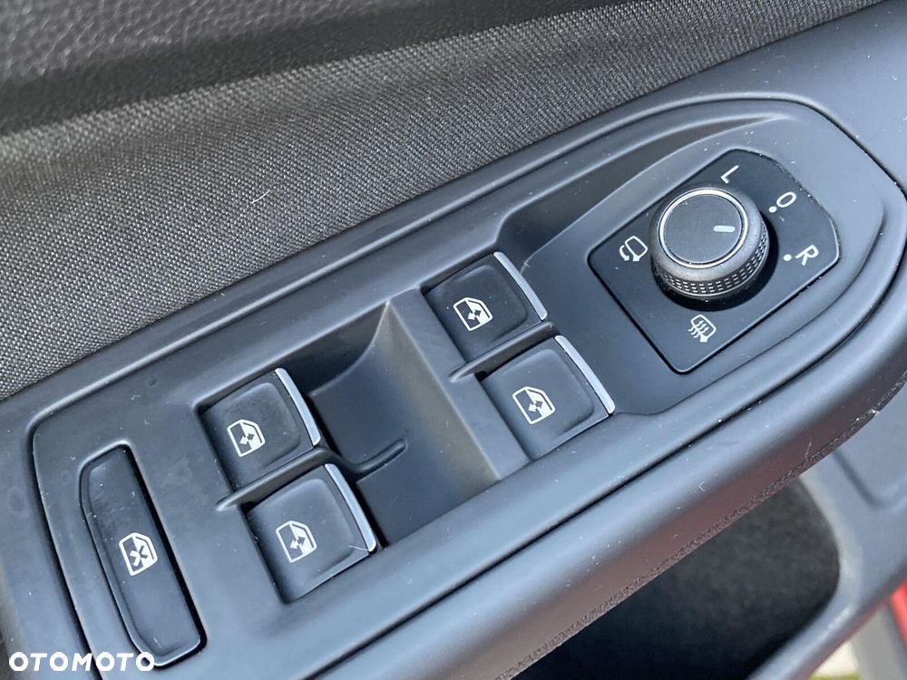 Volkswagen Golf - 12