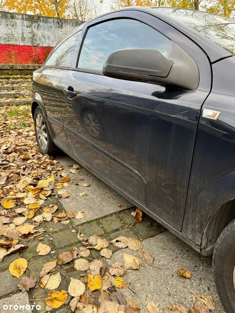 Opel Astra 1.9 CDTI DPF Sport - 2